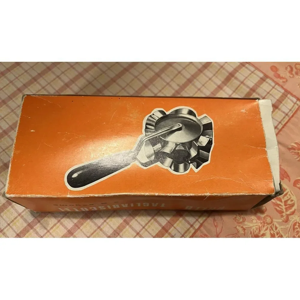 Vintage Italy Rolling Cookie Roller Cutter Metal Wooden Handle 6 Shapes Biscotti